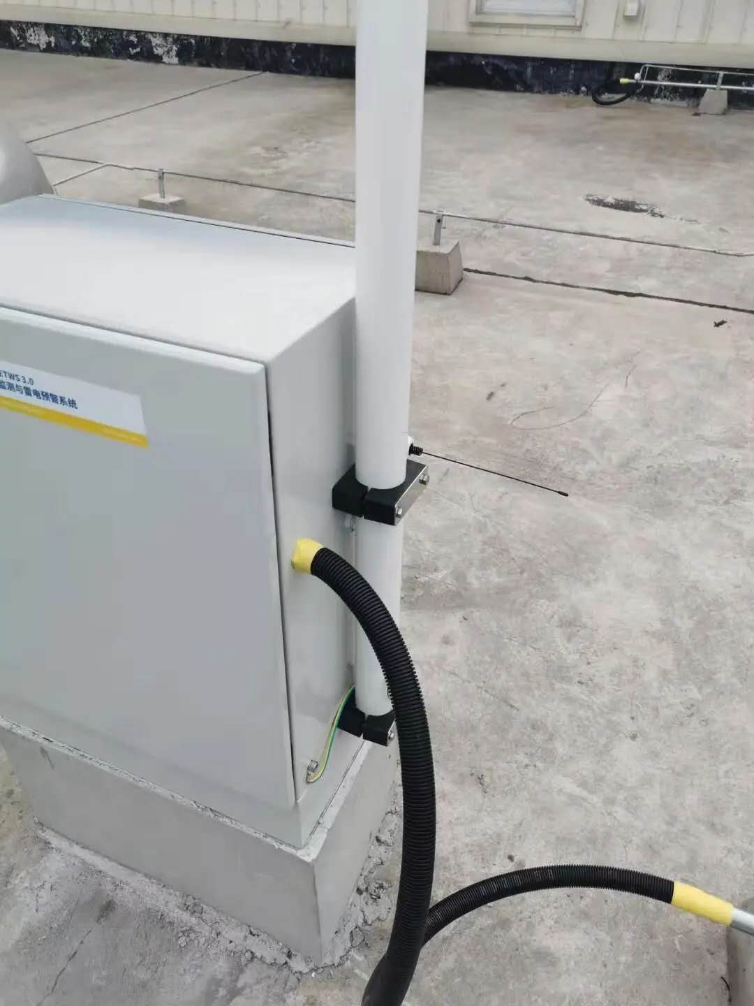 雷电预警系统安装