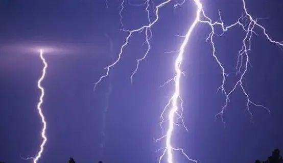 防雷装置